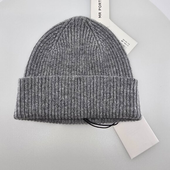 MR PORTER BEANIE AND MUFFLER SET [100% WOOL] main image 4
